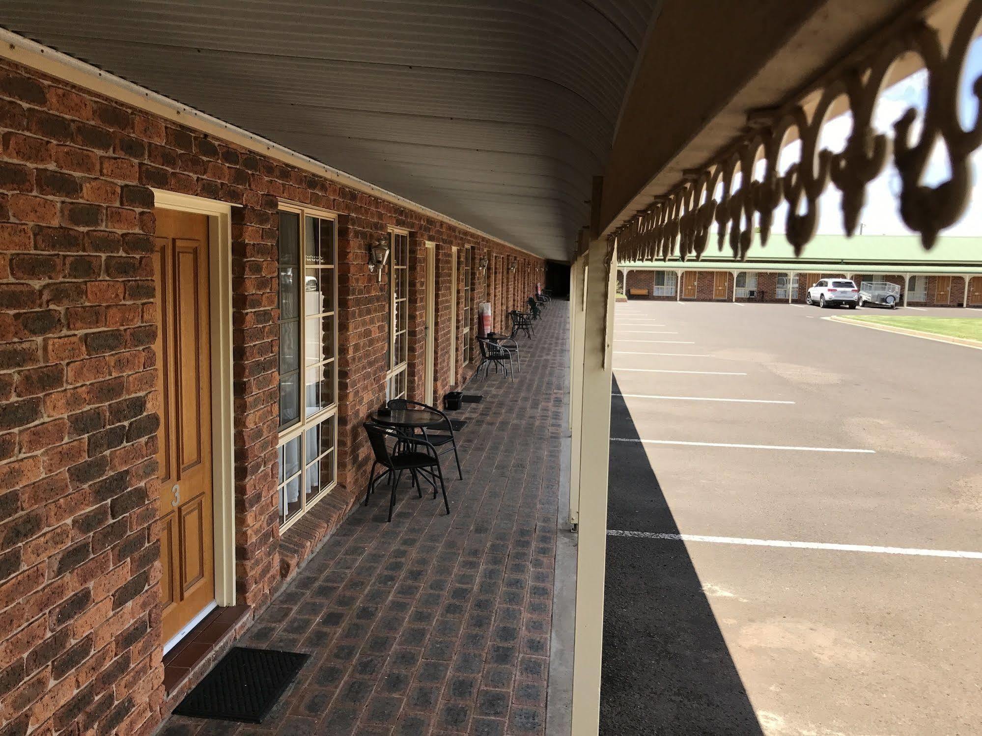 Leeton Heritage Motor Inn 외부 사진