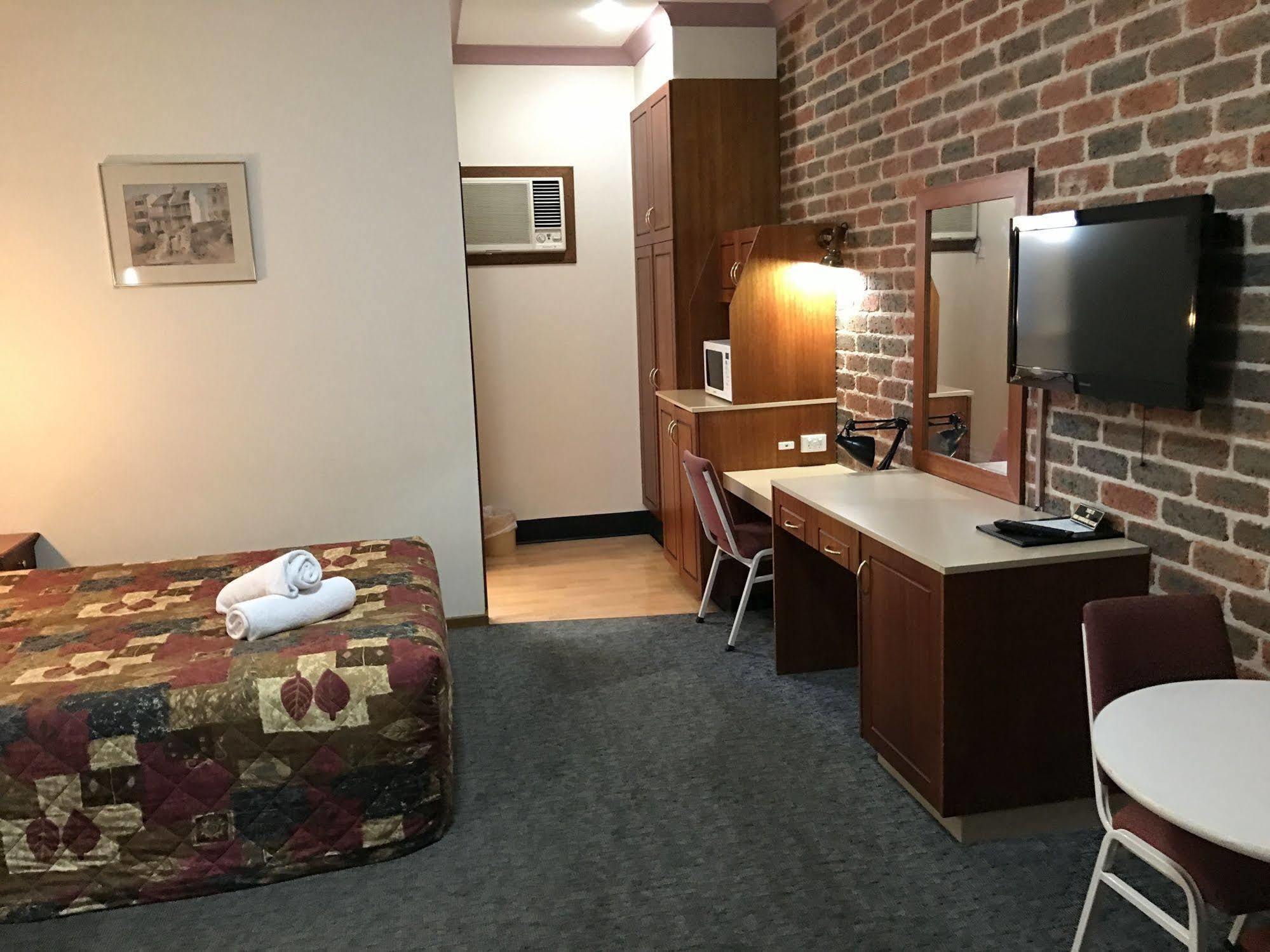 Leeton Heritage Motor Inn 외부 사진