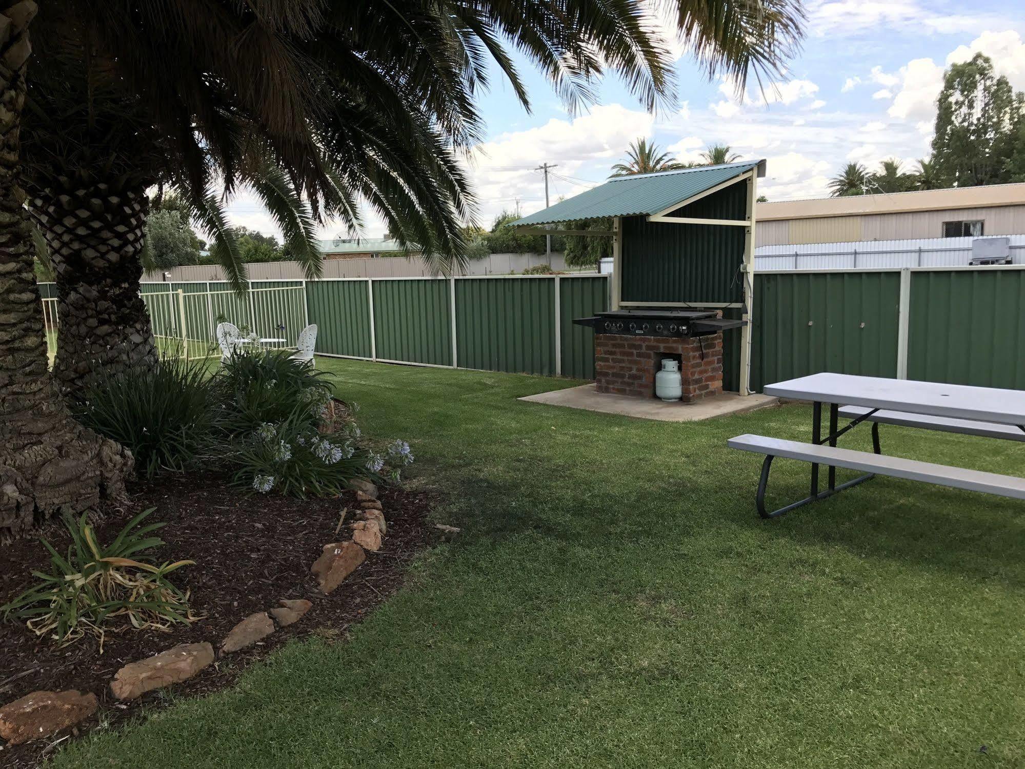 Leeton Heritage Motor Inn 외부 사진